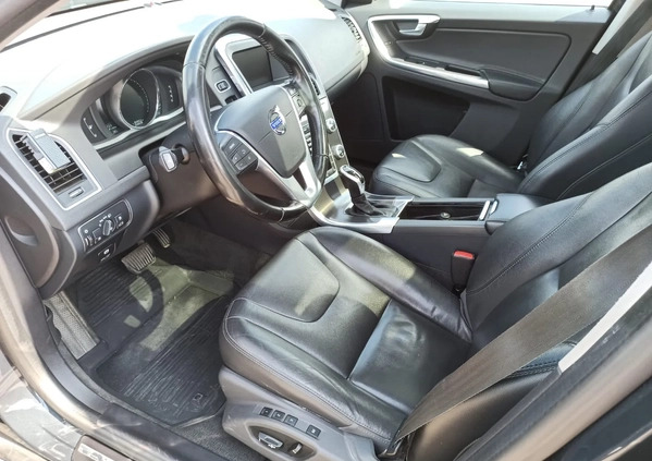 Volvo XC 60 cena 62600 przebieg: 275000, rok produkcji 2014 z Wrocław małe 22